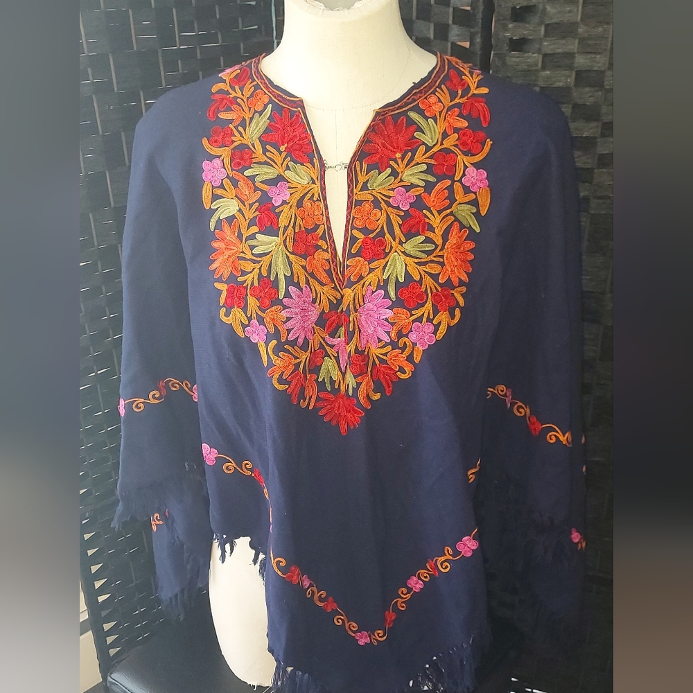 Vintage hippie poncho floral navy fall spring navy m l xl 1x festival 60s 70s
